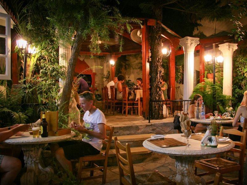 Kiniras Traditional Hotel&Restaurant Paphos Esterno foto