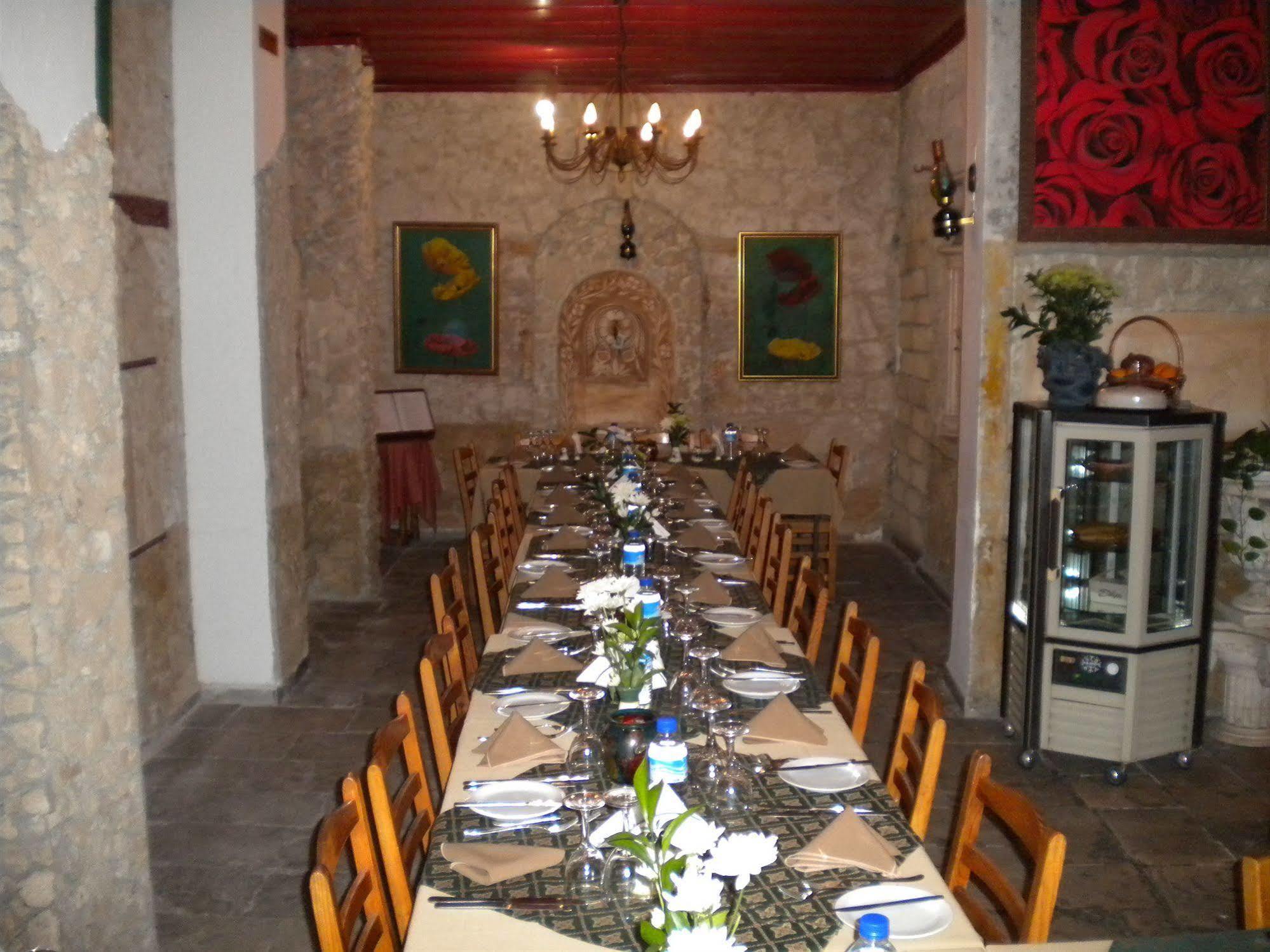 Kiniras Traditional Hotel&Restaurant Paphos Esterno foto